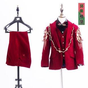 男童酒红色走秀时尚晚礼服出租儿童主持元旦春晚亮色个性高端西装