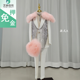 儿童礼服租赁女童高定西装潮服走秀粉色宣言魔法元素时尚时装新款