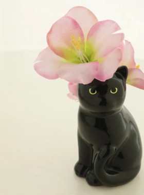 尾巴卷卷猫猫花瓶 日单立体小猫陶瓷花瓶笔筒