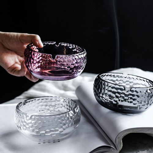 北欧极简防风玻璃烟灰缸创意锤纹桌面装饰大号家用个性烟缸三色选