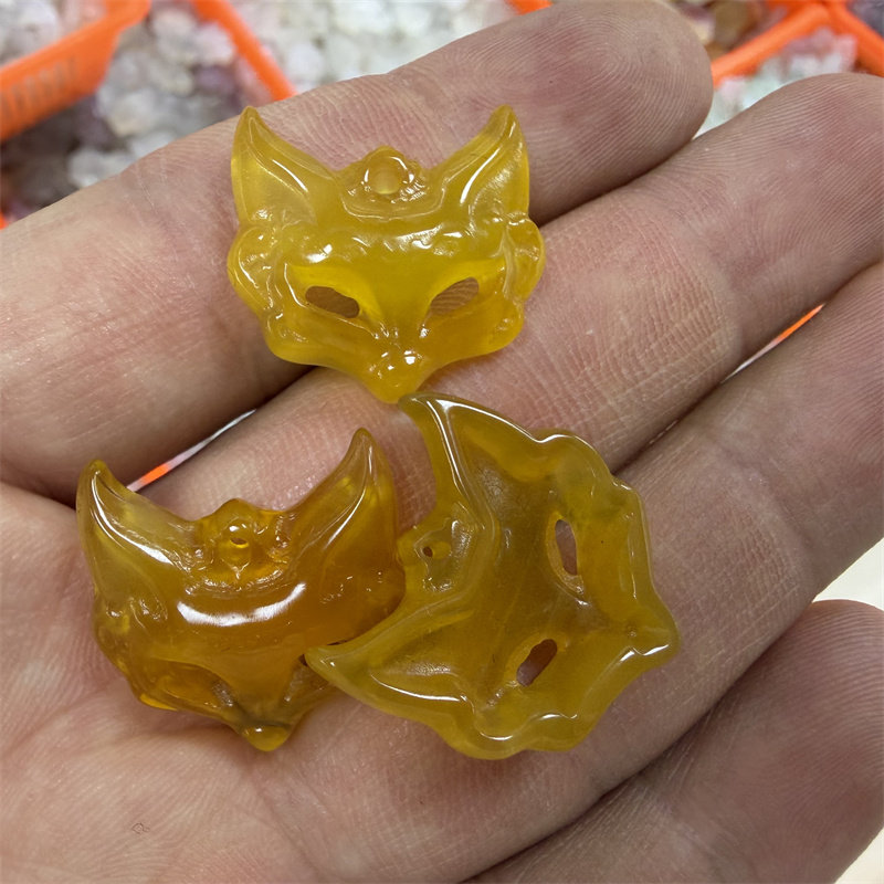 四海玉器 天然黄玛瑙狐狸面具吊坠 黄玉髓狐狸头挂件 玉坠