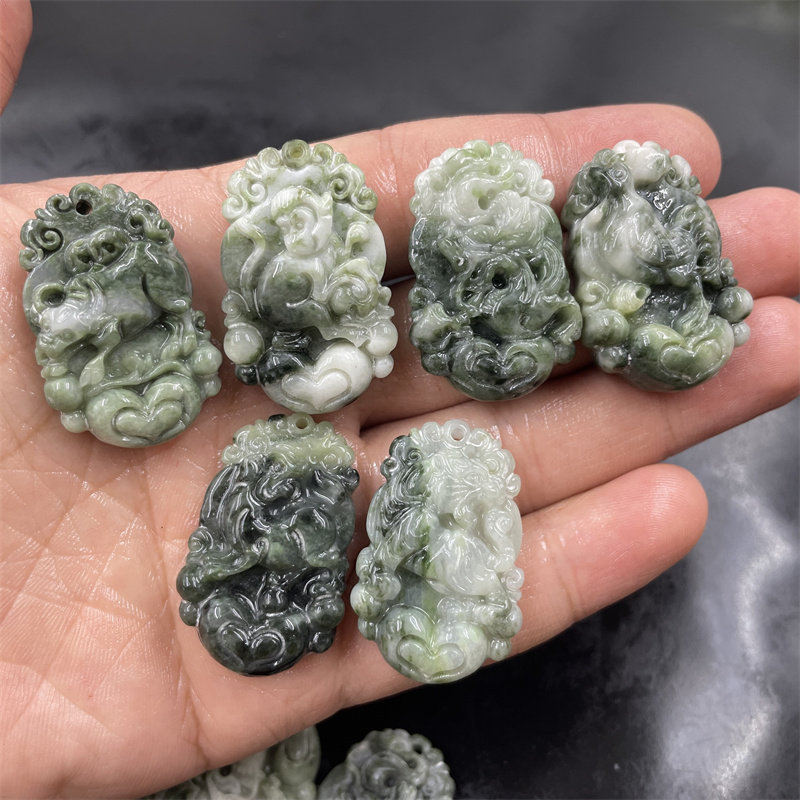 四海玉器 天然正品南阳独山玉小生肖吊坠 改进 玉坠