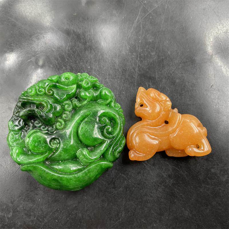 四海玉器 干青铁龙生玉石貔貅吊坠 红色戈壁玉貔貅挂件 玉坠