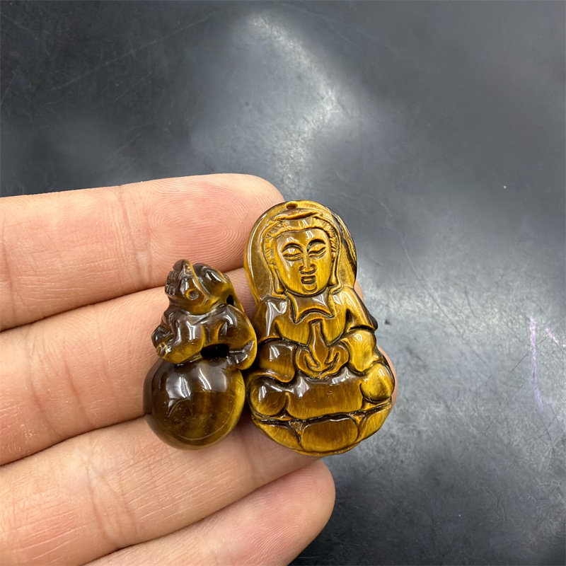 四海玉器 天然虎睛石貔貅抱球吊坠 虎眼石小观音挂件 玉坠