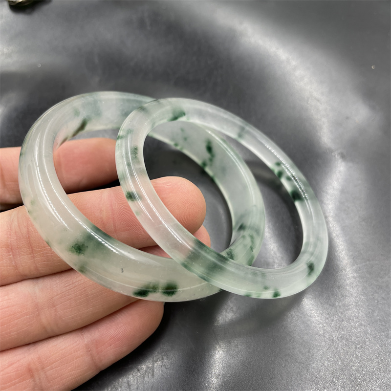 飘花玉手镯圆条女款蓝花