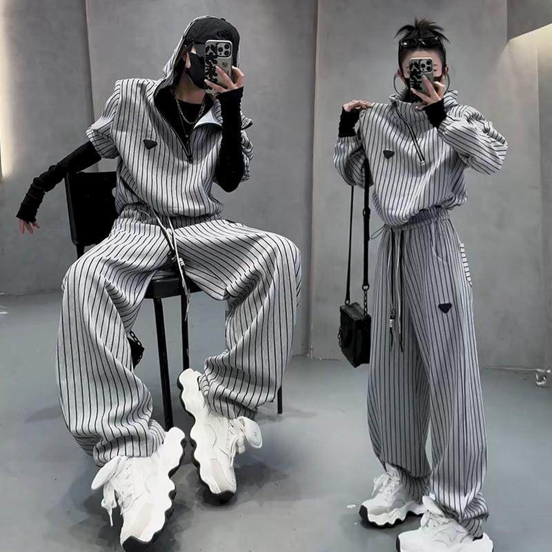 欧货时尚休闲运动服套装女春秋季新款竖条纹连帽卫衣阔腿裤两件套