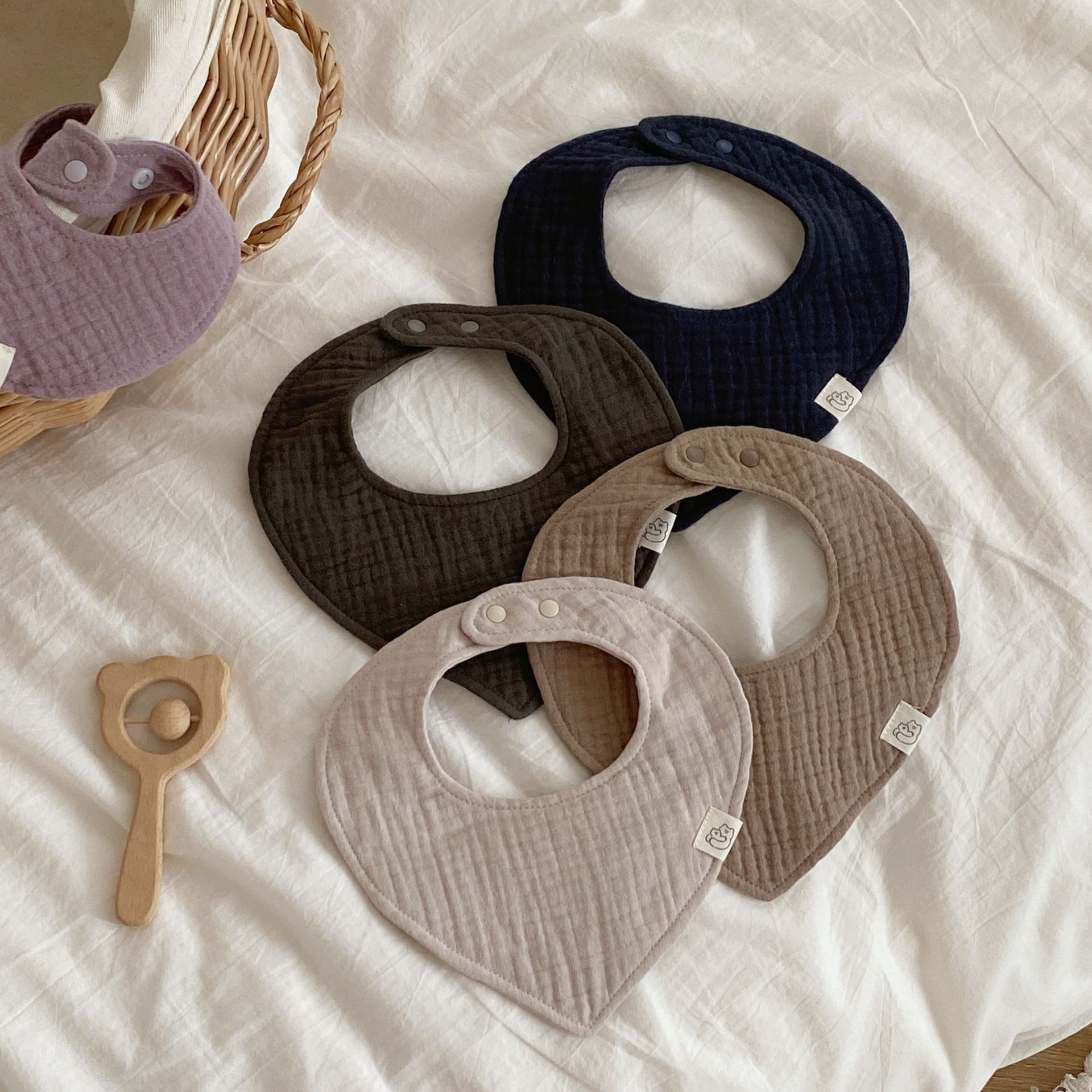 【Ailyer Kim】薄款婴儿围嘴全棉绉布三角巾透气纱布口水巾0-2岁