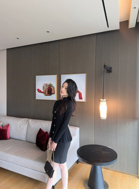 mmm collection【清仓特价】质感小立领黑天鹅收腰修身上衣外套