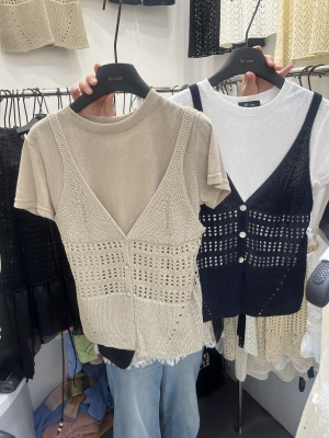 mcom十三行好看上衣女2026年春夏新款法式设计感小众时尚气质女装