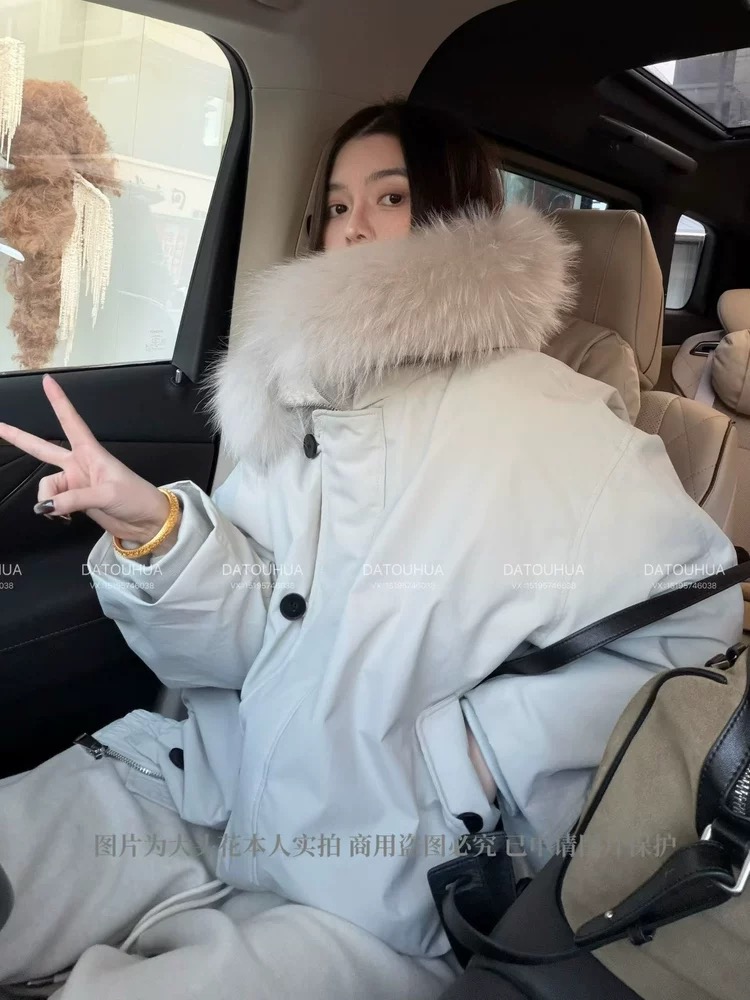 SOUL素予2025冬新款大头花同款连帽貉子毛领工装90白鸭绒羽绒服女