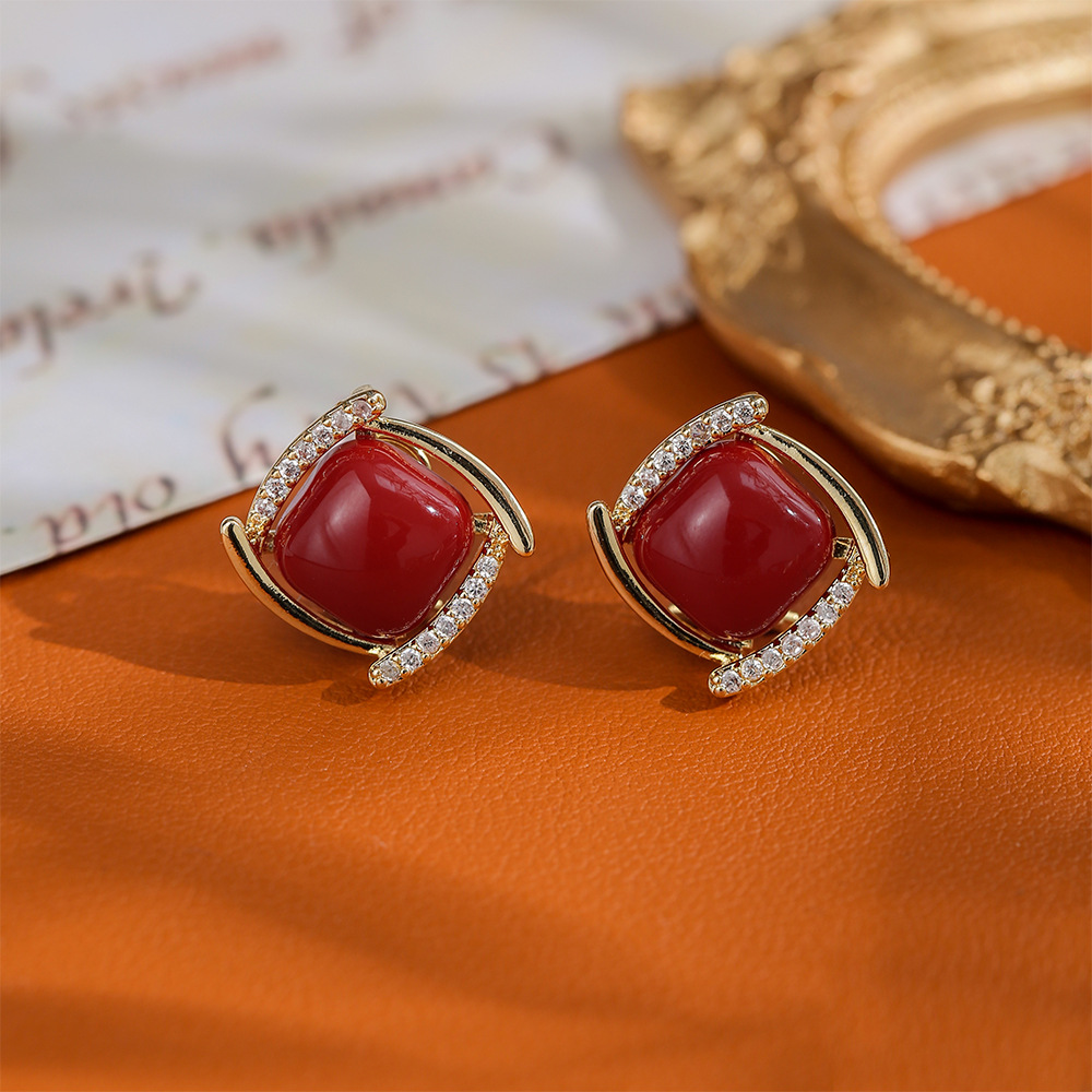 STINA安卡拉红方块珍珠耳钉S925