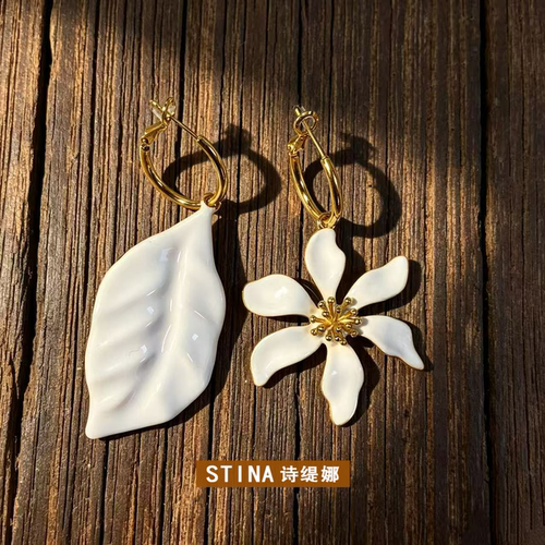 STINA欧美时尚滴油花朵耳饰气质
