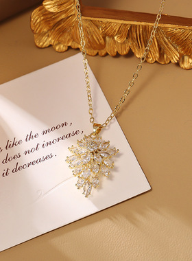 STINA高级感树叶雪花锆石项链轻