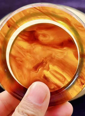 正品天然缅甸琥珀金棕红圆条美镯女款时尚百搭珠宝饰品