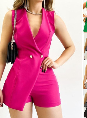 Deep V sleeveless one-piece shorts 休闲西装领深V无袖连体短裤
