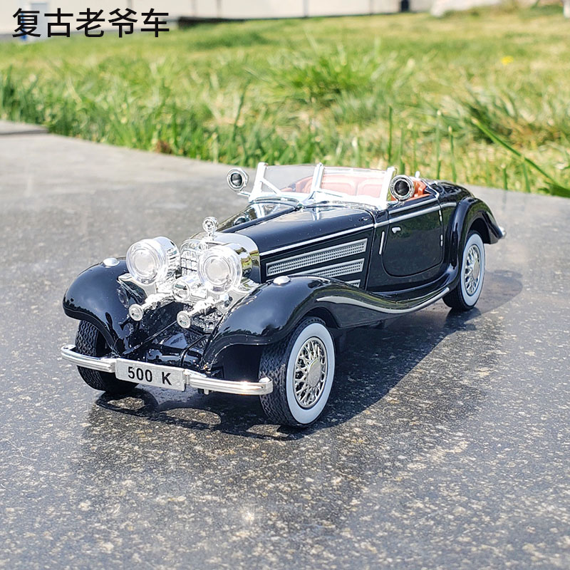 1:32大本500k复古老爷车合金汽车模型仿真金属收藏摆件声光玩具车