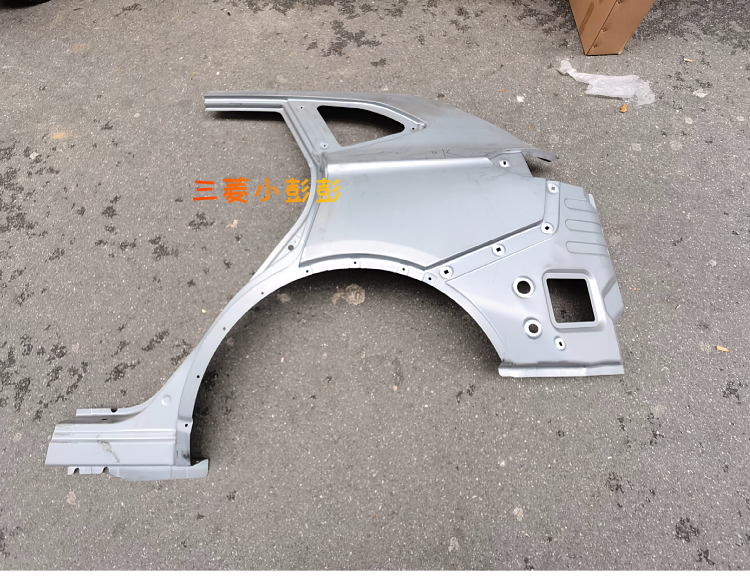 猎豹汽车cs10车身后段侧围 后叶子板铁皮 后备箱侧面部分 正厂