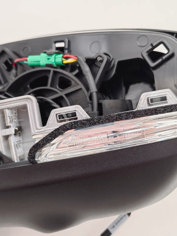 미쓰비시 신차 YIGE 반전 미러 하이 엔드 백미러 9 라인 외부 백미러 [카메라 원래 공장 포함]