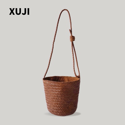 手工编织包包女植鞣牛皮水桶包