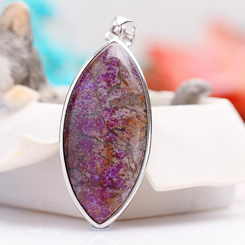 樱花树下南非天然舒俱来吊坠玉化老料马眼形裸石纯银包边镶嵌饰品
