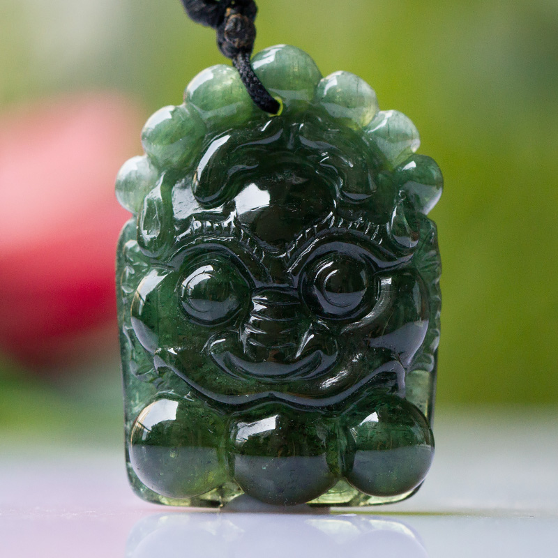 巴西雕件苏幕水晶碧玺