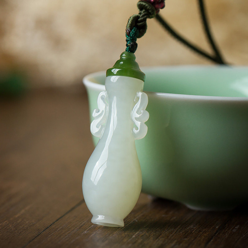 9215精品礼物 老坑和田玉白玉碧玉吊坠水料冰种宝瓶挂件保平安