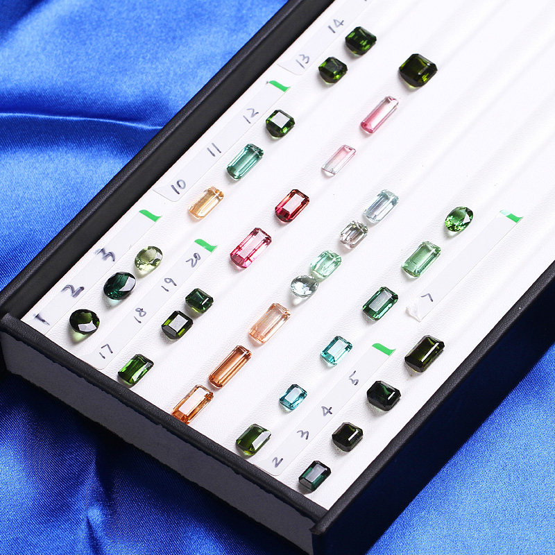 巴西天然碧玺戒面 高净度蓝绿红彩色宝石电气石裸石1-3克拉代镶嵌