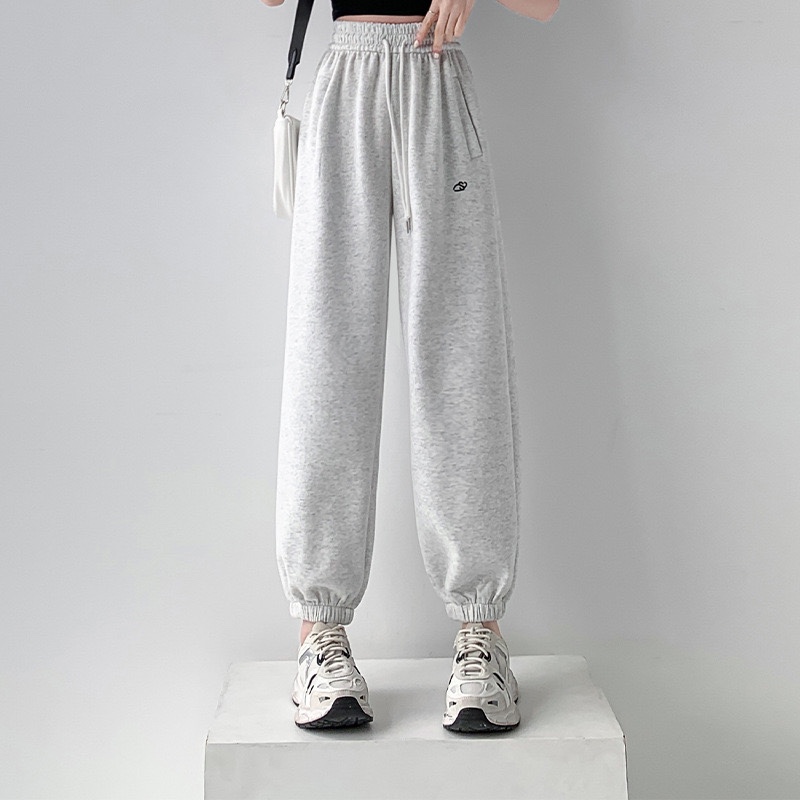 束脚裤卫裤女裤子女新款2024爆款春季小个子显瘦宽松运动女款裤子