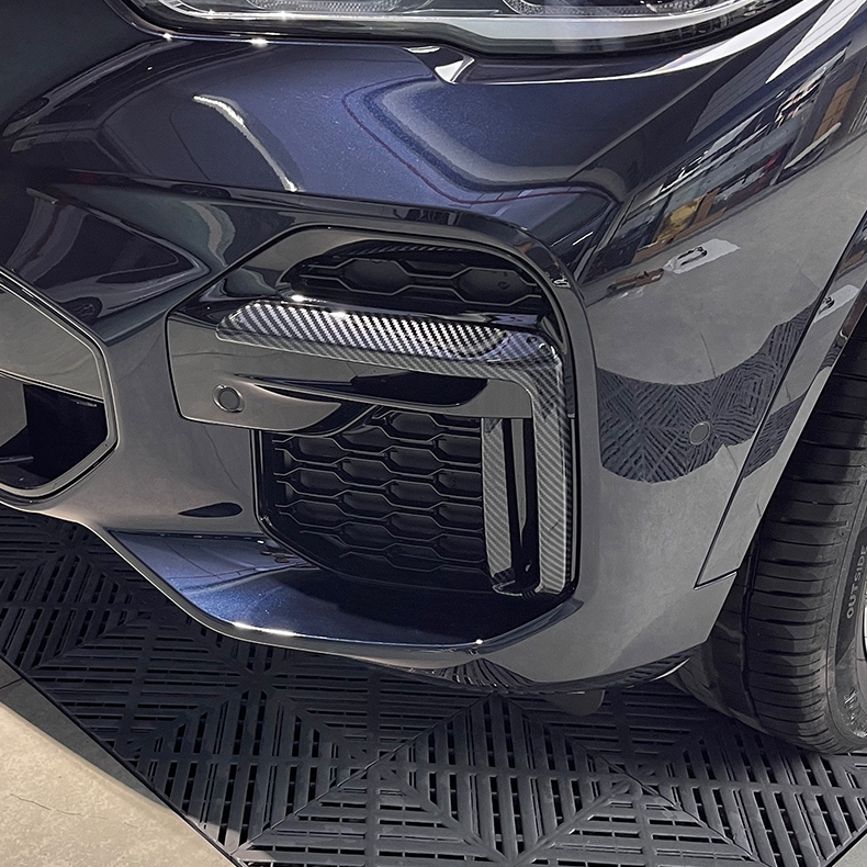 适用宝马X5L前雾灯獠牙黑化改装