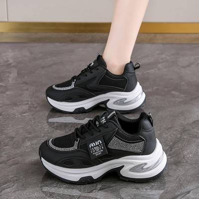 老爹鞋女款2025新款秋季网面厚底增高女鞋百搭黑色软底防滑运动鞋