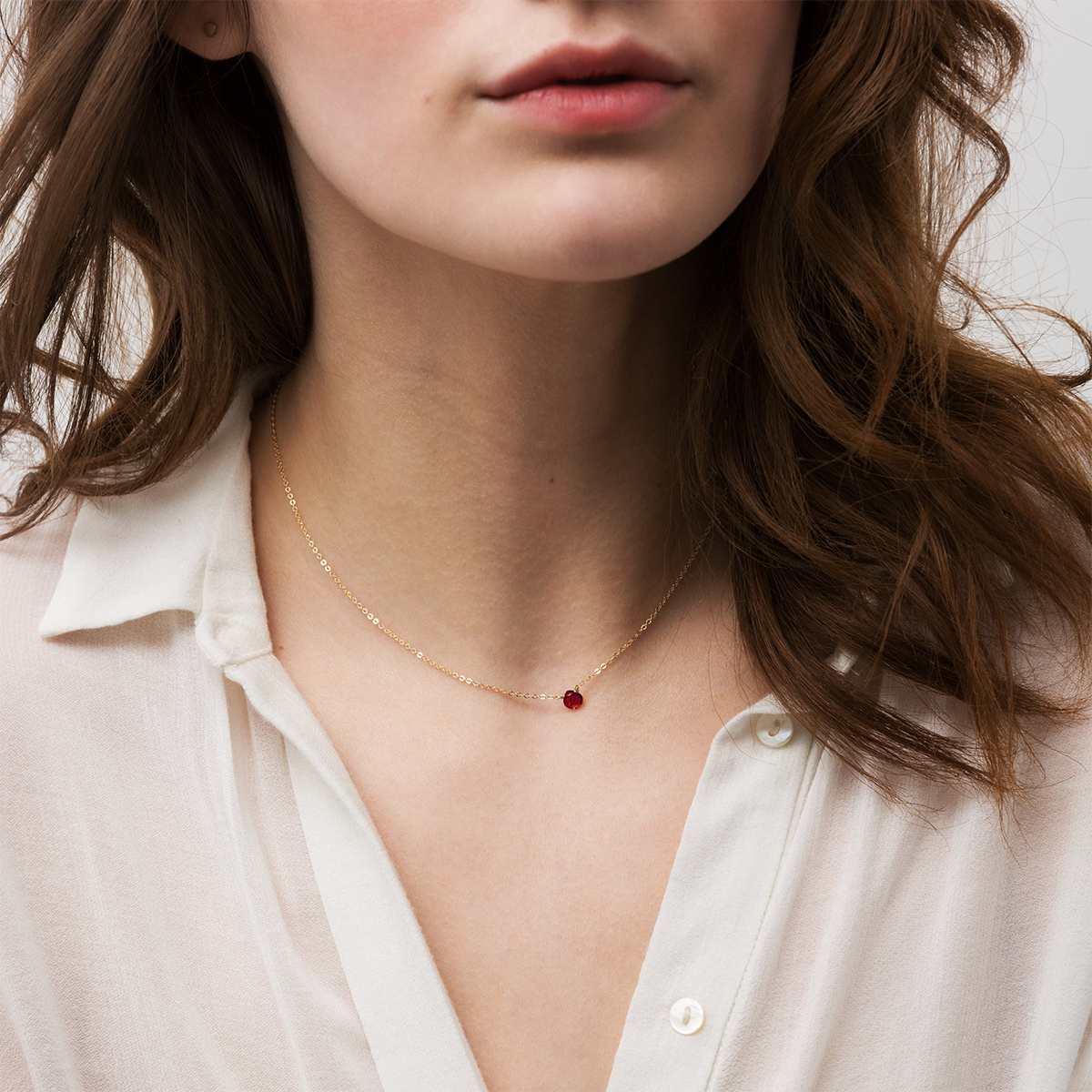 terra小众品牌招桃花朱砂痣项链石榴石吊坠18k注金锁骨链520礼物