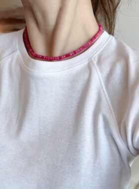 粉色珠珠短项链个性小众粉红玫粉色水晶串珠choker颈链