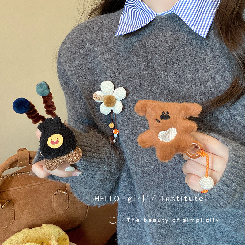 可爱毛绒玩偶卡通花朵胸针女小众设计感卫衣毛衣别针装饰配饰品