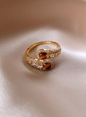 美拉德虎眼石锆石戒指女生2026新款轻奢高级感食指戒时尚个性指环