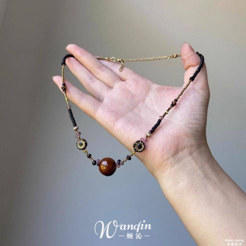 「赭石流纹」民族风棕色圆珠小花项链复古文艺串珠中古显白锁骨链