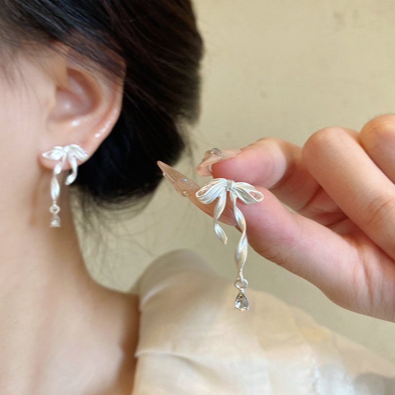 韩系蝴蝶结丝带锆石耳钉女甜美高级感气质设计感耳环小众轻奢耳饰