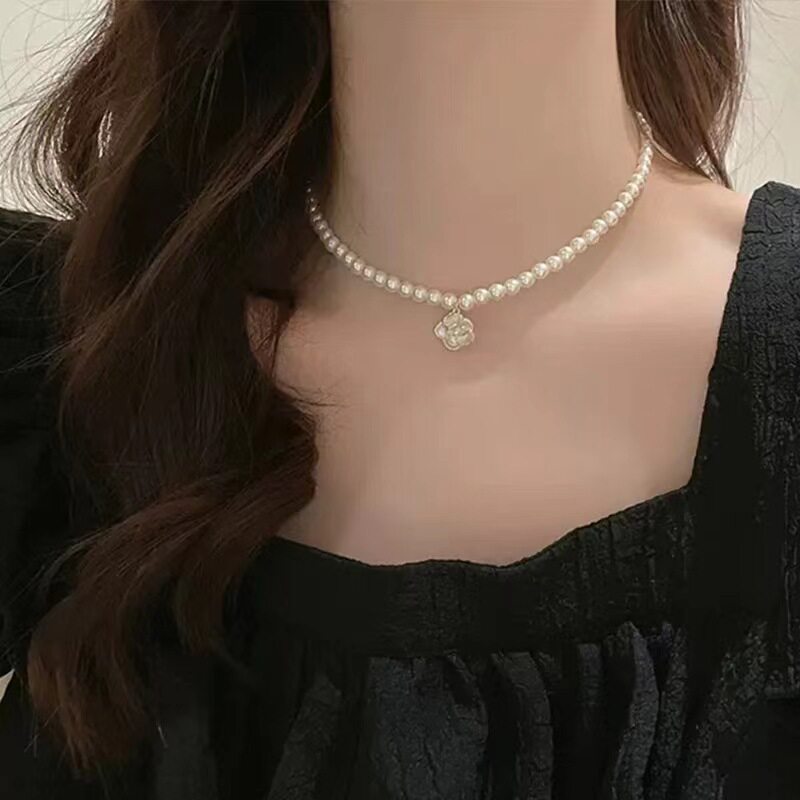 山茶花项链2024新款百搭颈链女法式轻奢小众气质锁骨链高级感