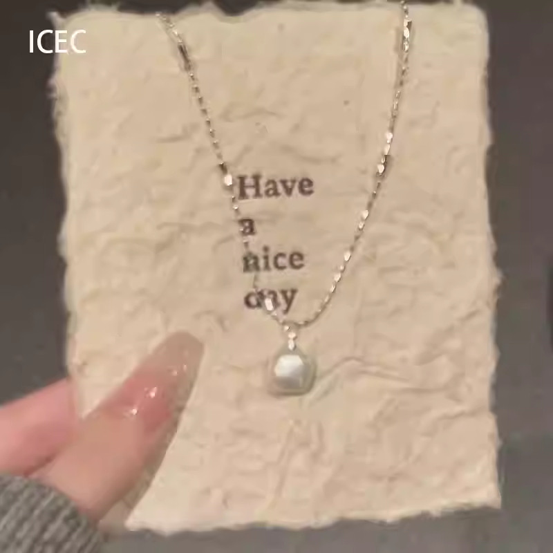 小众轻奢珍珠项链女ins 设计感高级感秋冬锁骨链百搭小香风毛衣链