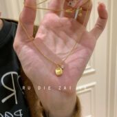拉丝小方糖项链高级感精致简约毛衣链钛钢锁骨链送女友小红书爆款