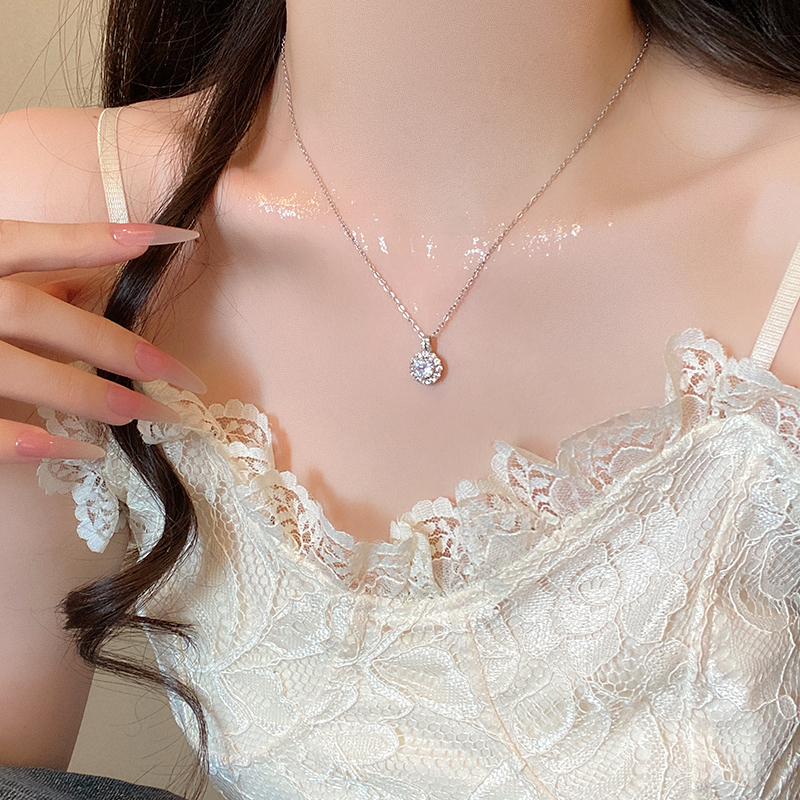 锆石钛钢极简几何锁骨链女韩系轻奢仙女风小众设计高级感项链饰品