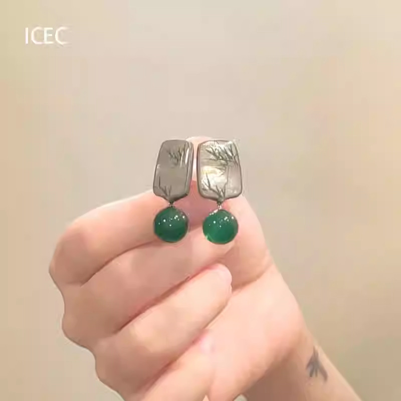 新中式绿玛瑙竹子耳钉轻奢小众高级感大气耳饰适合夏天的气质耳环