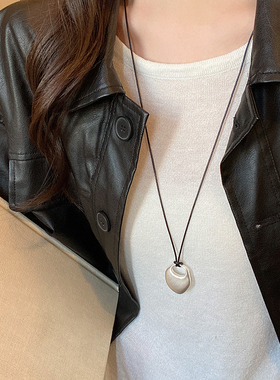 韩系风简约不规则哑光几何吊坠项链2025新款颈链毛衣链长款配饰链