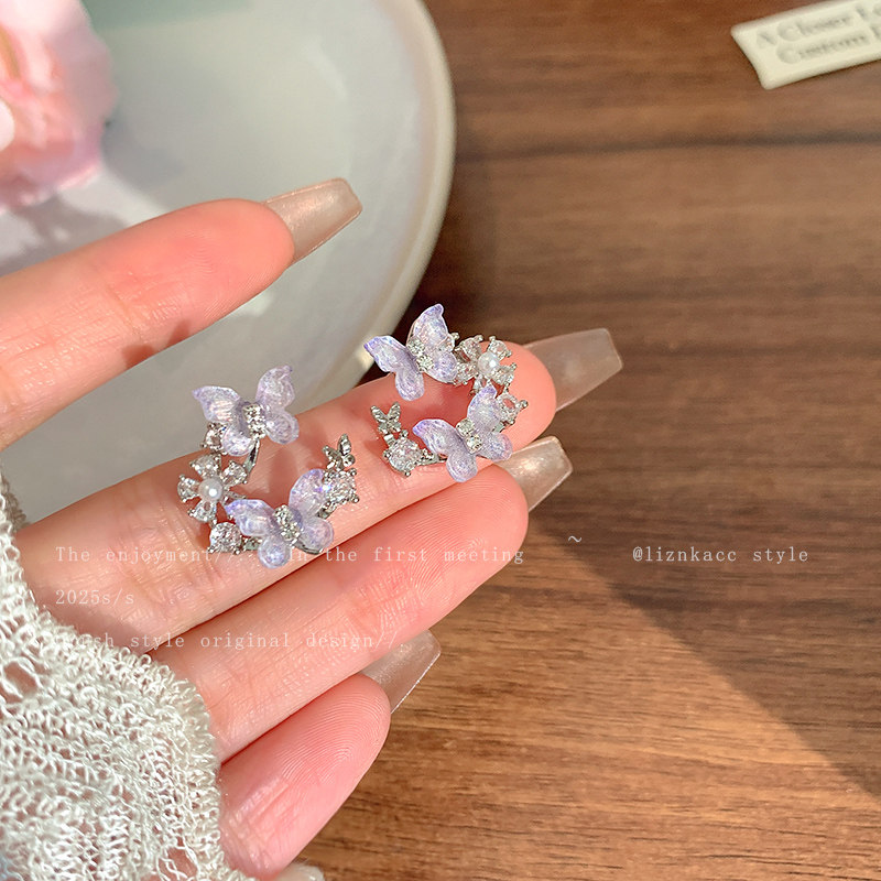 适合春夏の蝴蝶花朵耳环高级感轻奢气质百搭耳饰独特精致绝美耳钉