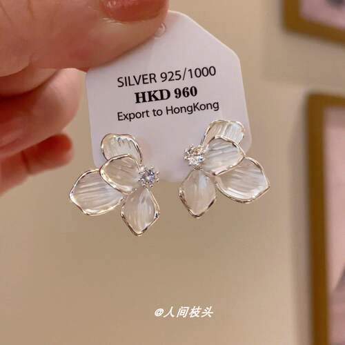 法式白色珐琅立体花朵耳钉女精致小众百搭高级感耳环轻奢气质耳饰