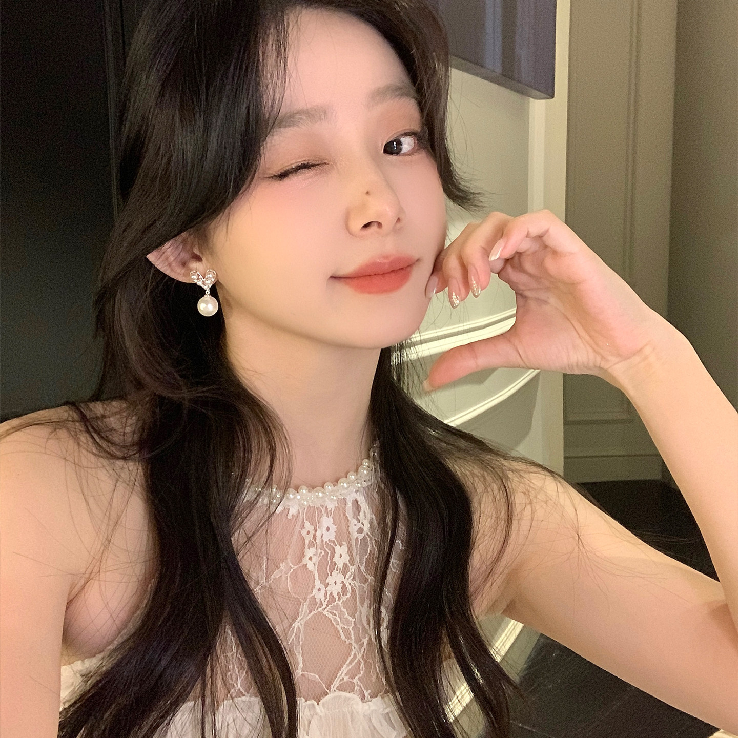 韩系闪锆爱心珍珠耳环女轻奢小众高级感气质大气耳钉独特漂亮耳饰