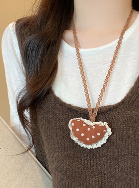 秋冬可爱毛绒绒小动物项链女独特小众设计长款爱心毛衣链挂脖配品