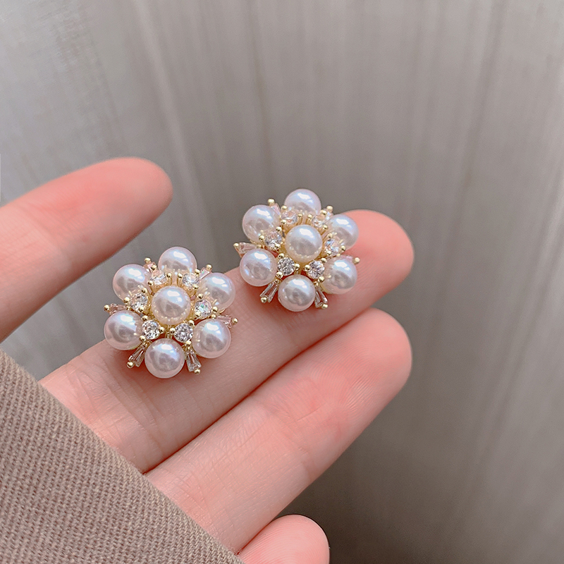 镶锆珍珠耳钉女复古优雅简约精致耳饰设计感珍珠耳环2025年新款潮
