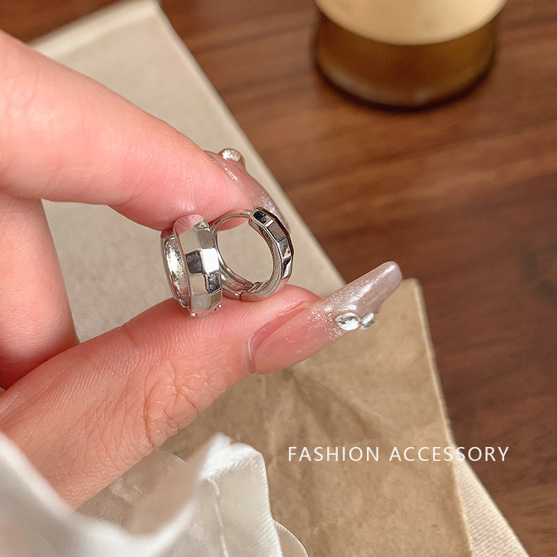 韩系冷淡风个性圆圈耳环女小众设计独特切割光面耳圈简约高级