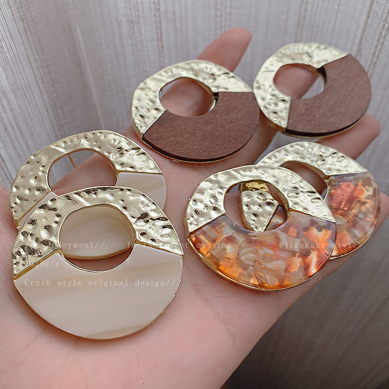 金色拼接圆形晕染耳环2025新款爆款高级感耳钉耳坠小众设计耳饰女