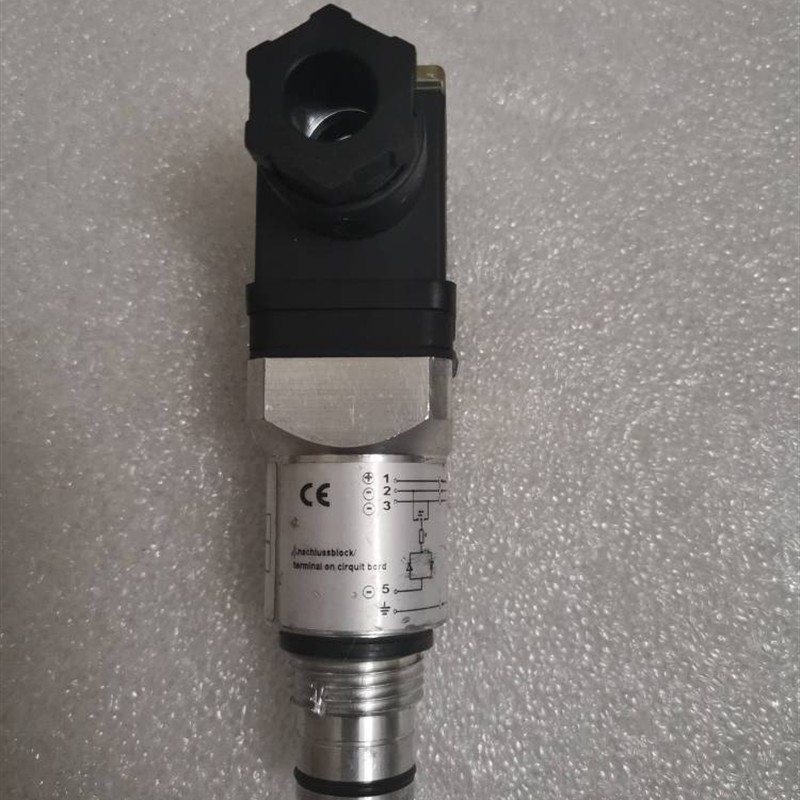 全新原装HYDAC VM3D.0/-L24-SO135 VM3D.0/-L24-S0135 现货